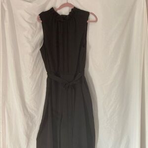 Elegant Black Sleeveless Dress